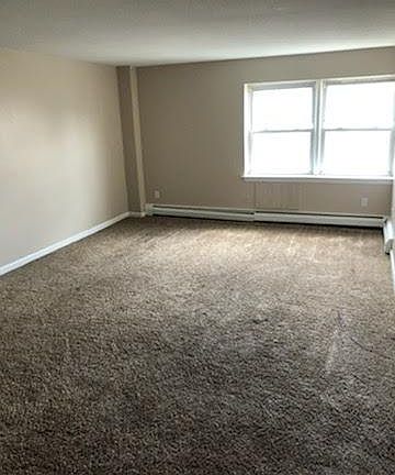 3rd image of 40 Cumberland Dr APT B10