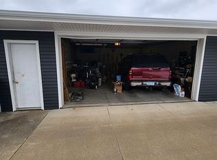 3264 Coral Ave NE, Solon, IA 52333