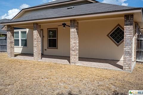 2nd image of 1104 Evergreen Farm Dr