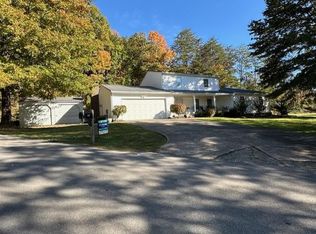 358 Penhook Hl, Harold, KY 41635