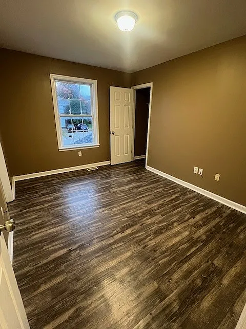 3 bed, 2.5 bath, $1,500 — Photo 3