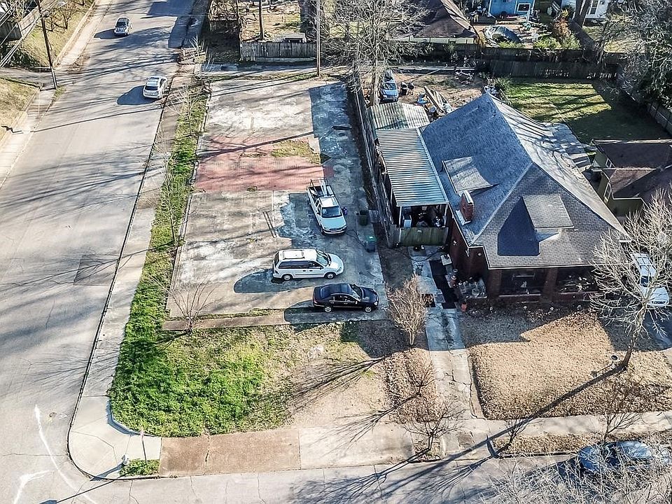2nd image of 883 S Barksdale St #5