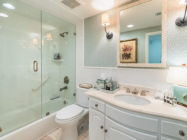 250 Bradley Pl #202 — Photo 9