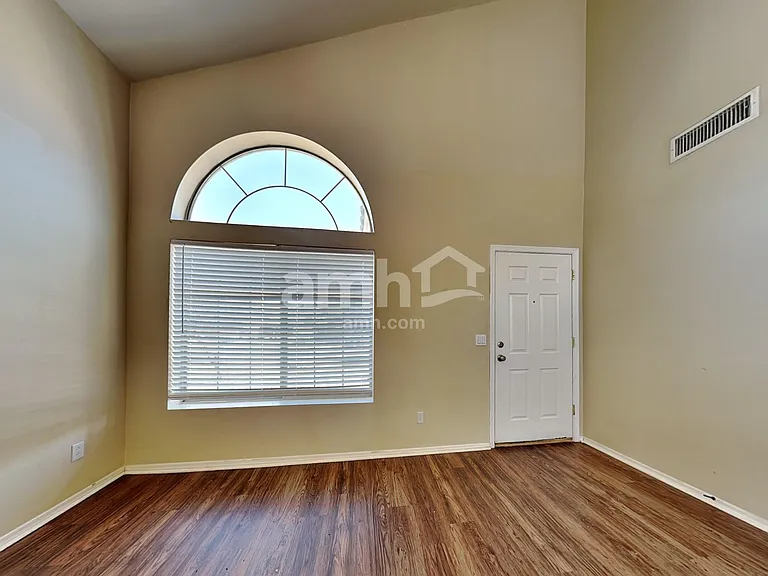 4817 W Pedro Ln — Photo 10