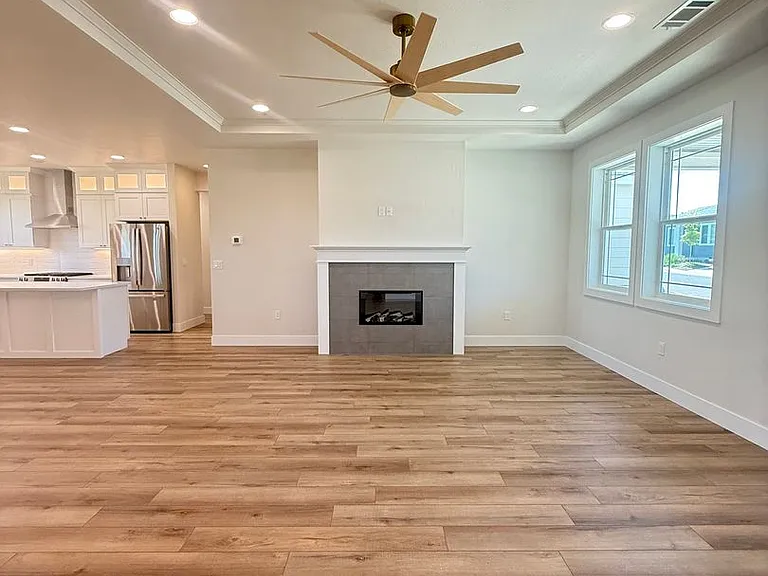 3145 Monaco Ct — Photo 3