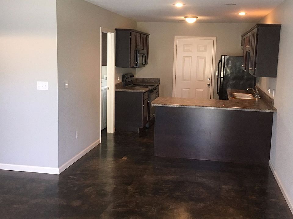 1st image of 1810 Kathleen St APT 6