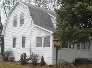 504 S 3rd St, Raymond, IA 50667