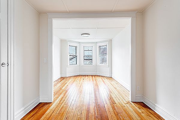 1st image of 60-48 Flushing Ave #2