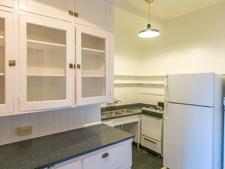 The Gentry Apartments — Photo 3