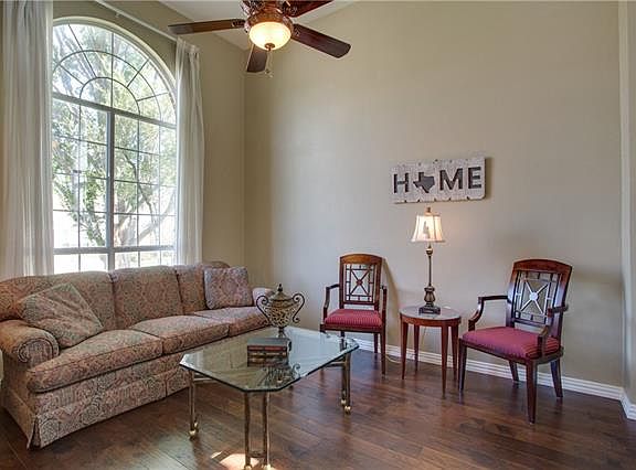 4th image of 3413 Arbor Creek Ln