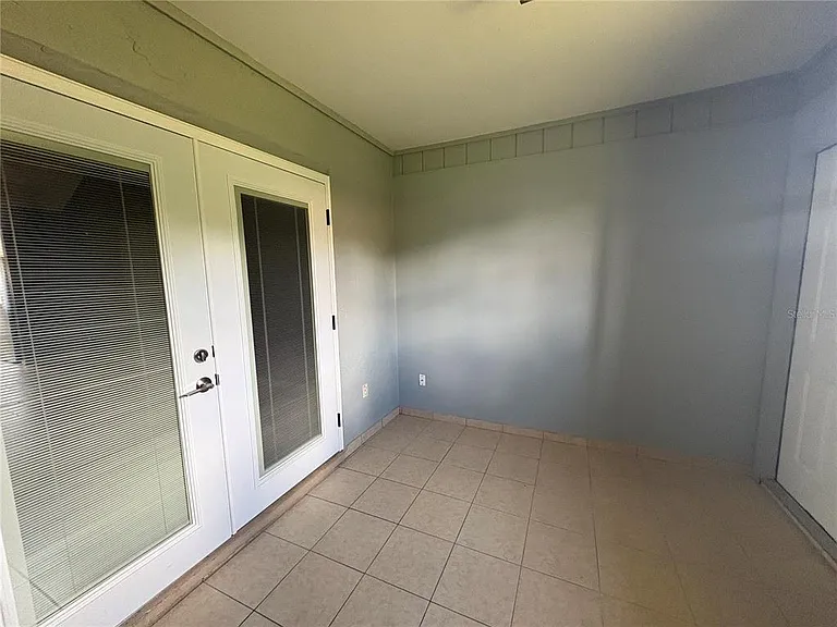 1017 Harden Ct — Photo 17