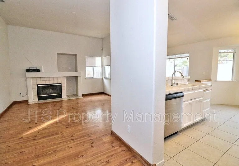 3549 Pine Hollow Way — Photo 43