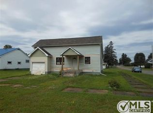 729 Quinnesec St, Quinnesec, MI 49876