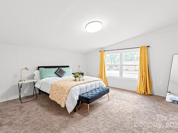 4th image of 6735 Covecreek Dr