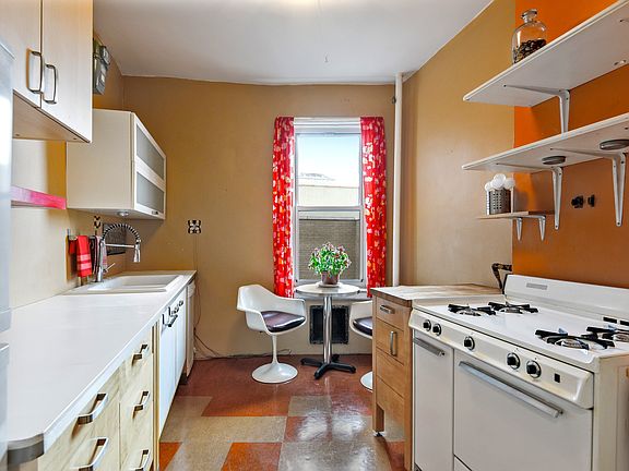 5th image of 720 W 173rd St APT 59