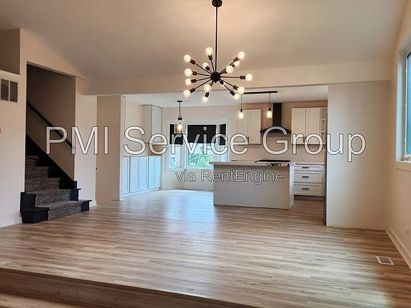 5th image of 7749 Lyman Ave