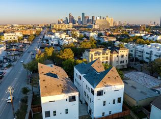 911 Thompson St, Houston, TX 77007