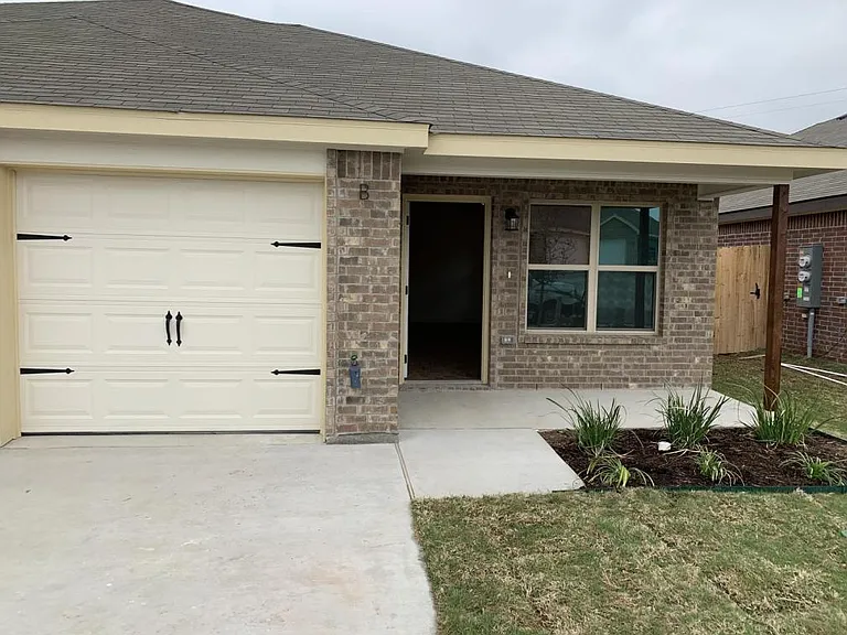 Alterman Dr — Photo 9