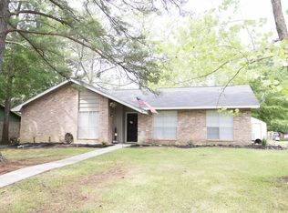 202 Honey Suckle Ln, Deridder, LA 70634