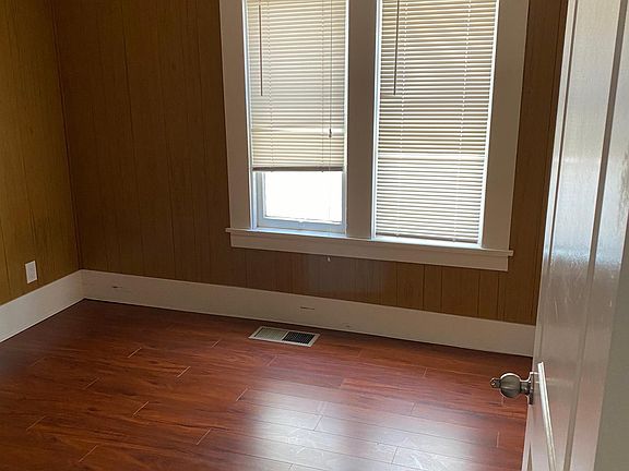 2nd image of 444 S 6th St