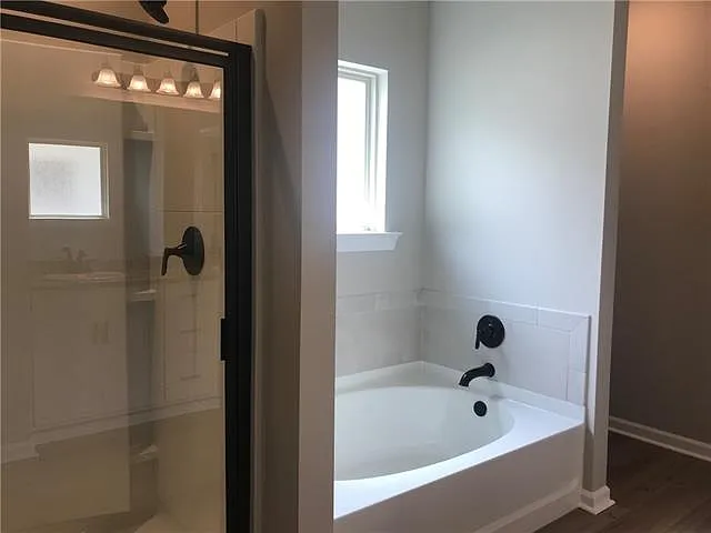 212 Covington Cottage Ln — Photo 17