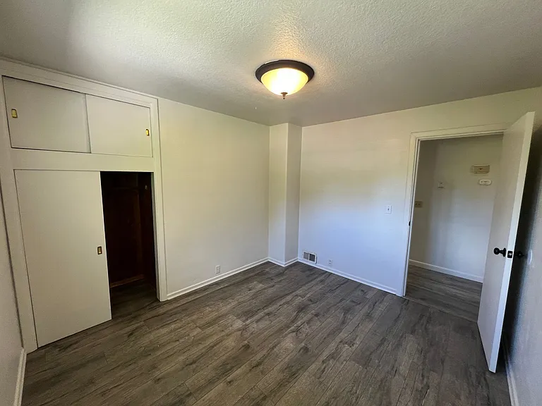 Bremerton Duplex — Photo 14
