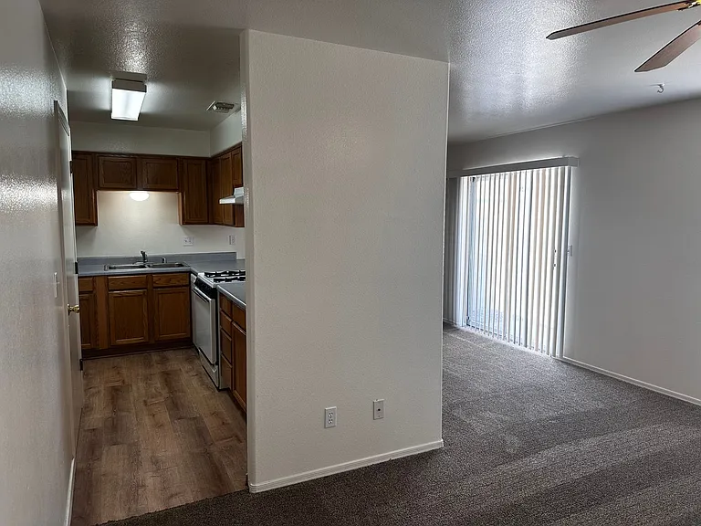 3329 Armour Ln — Photo 6