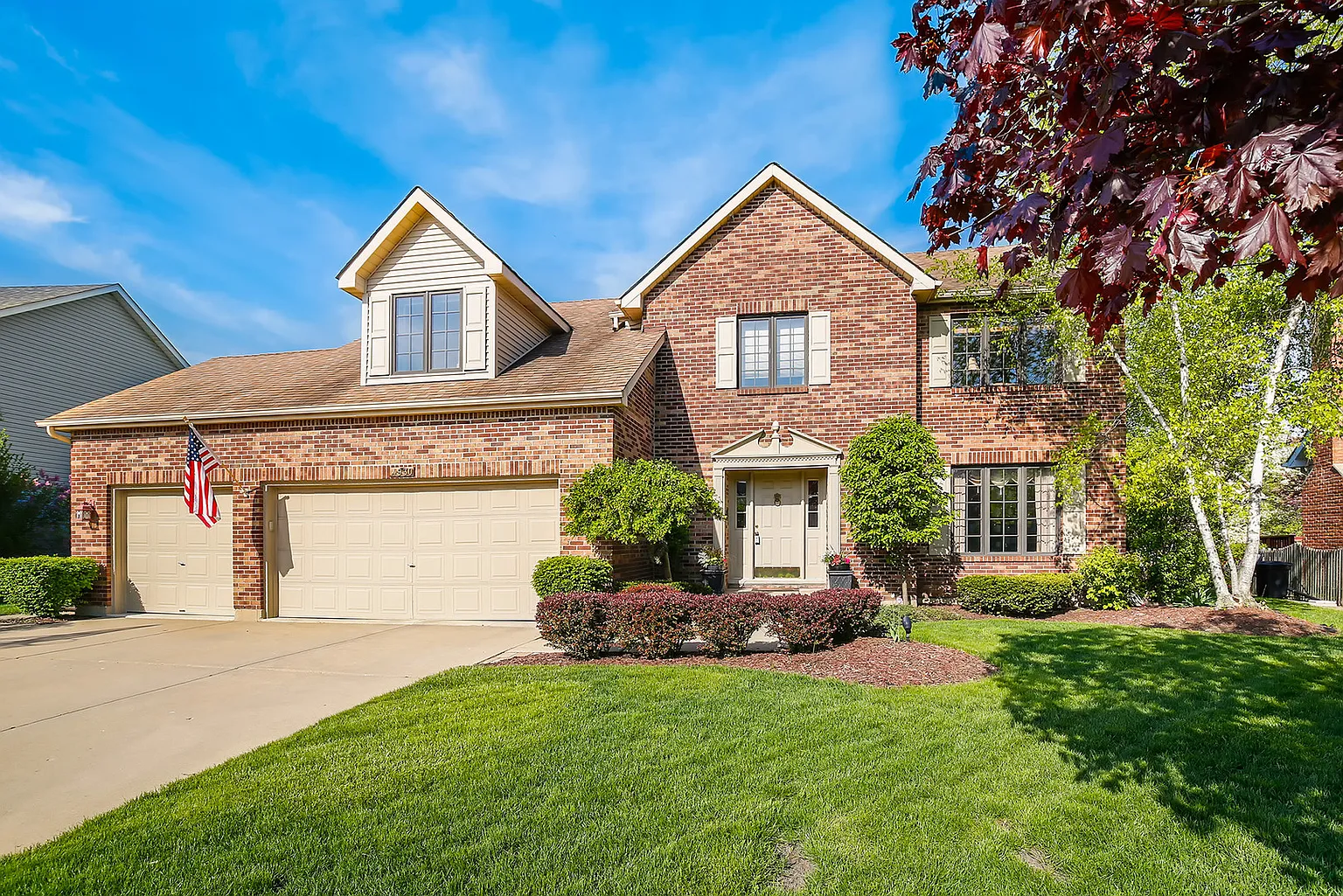 4930 Castaway Ln photo 1