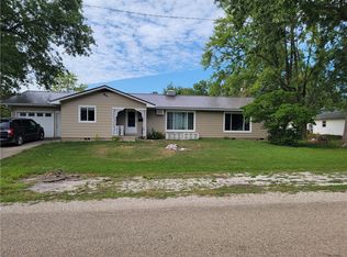 413 W North 8th St, Shelbyville, IL 62565