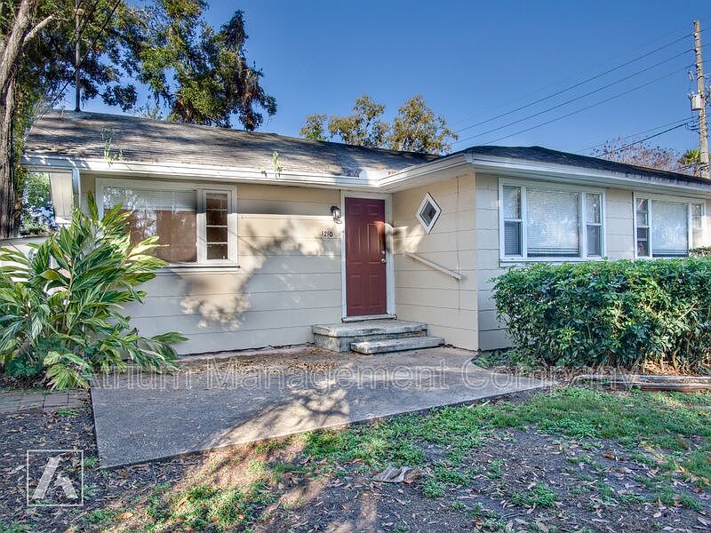 1st image of 1210 Cloverlawn Ave