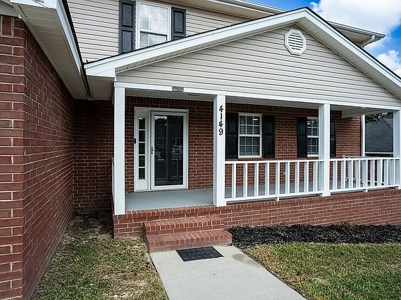 4th image of 4149 Foreman Way