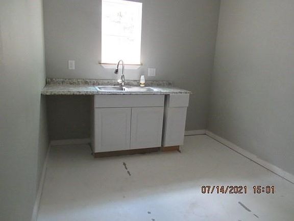3rd image of 4424 Diaz Ave #4426