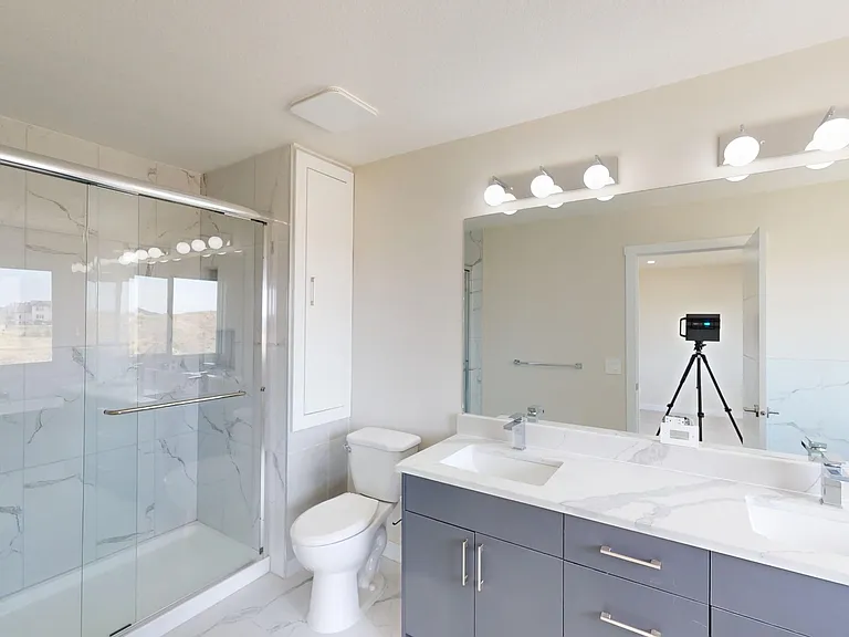 1227 Westmount Dr — Photo 17