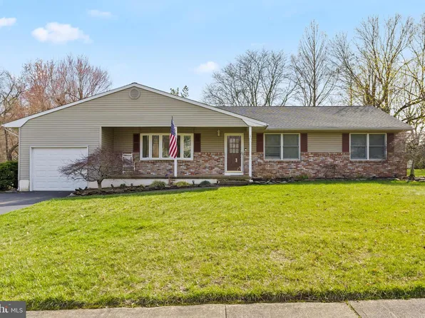 603 Flock Rd, Hamilton, NJ 08690