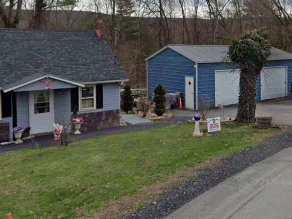 Sweet Fern Llc, 28 Sweet Fern Dr, Cuddebackville, NY 12729