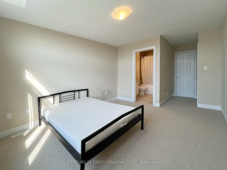 75 Bradwell Chase — Photo 17
