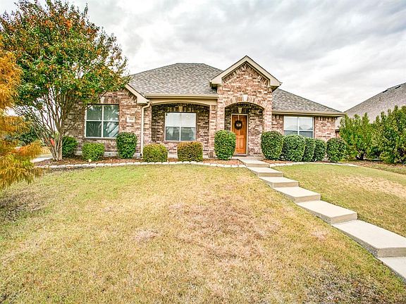 2nd image of 1910 Havenbrook Dr