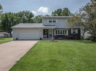 2016 36th St, Rock Island, IL