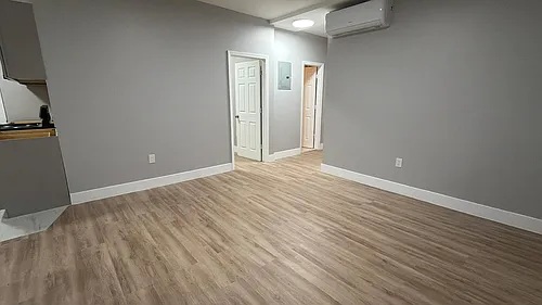 1151 Grant Ave Photo 1