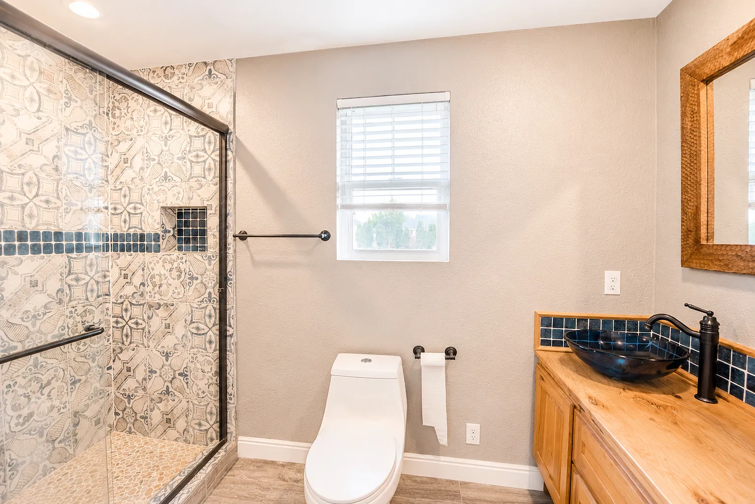 4 bed, 3.0 bath, 3021 sqft, $2,600 — Photo 4