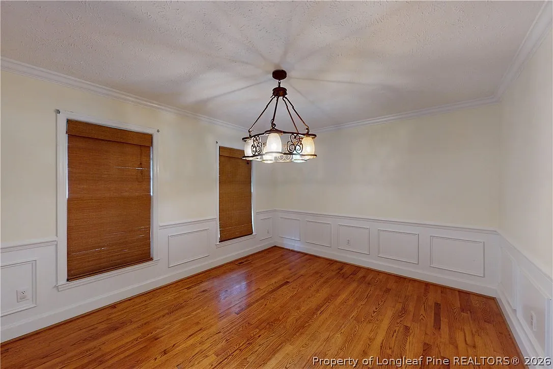 4 bed, 3.5 bath, 2743 sqft, $2,500 — Photo 4
