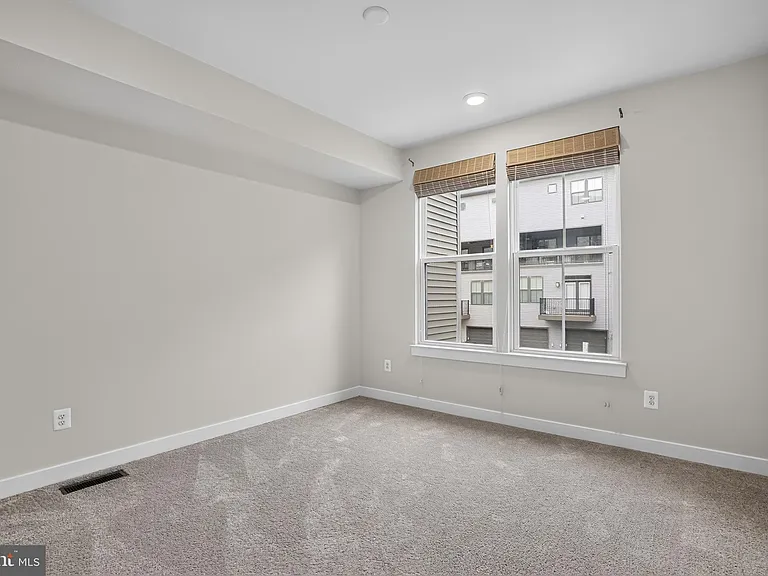 13246 Lake Woodland Way #5A — Photo 30