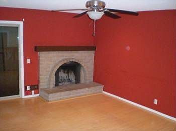 4th image of 207 Barkentine St