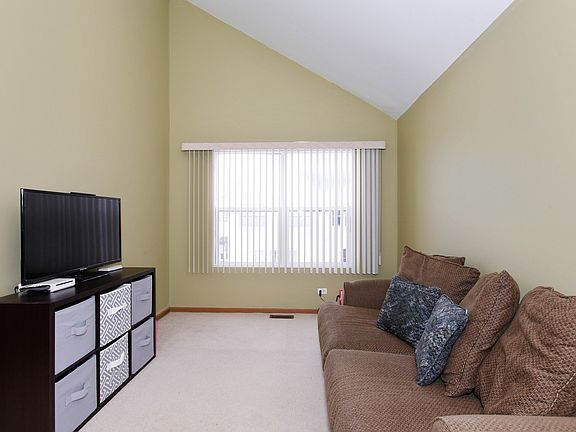 5th image of 17442 Yakima Dr