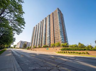 115 Hillcrest Ave #905, Mississauga, ON L5B 3Y9