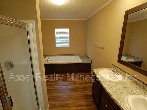 5th image of 430 Contentment Ln