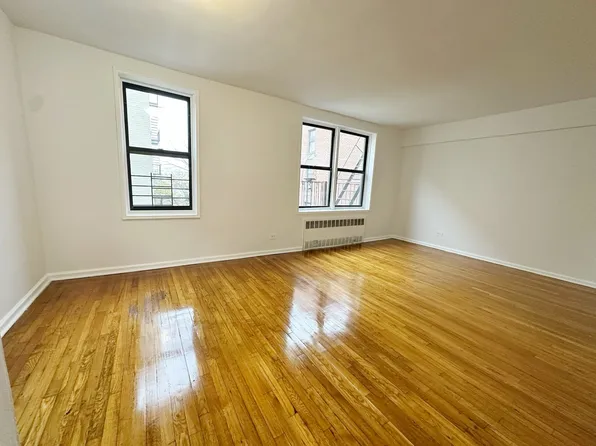 9303 Shore Road image 9 of 15