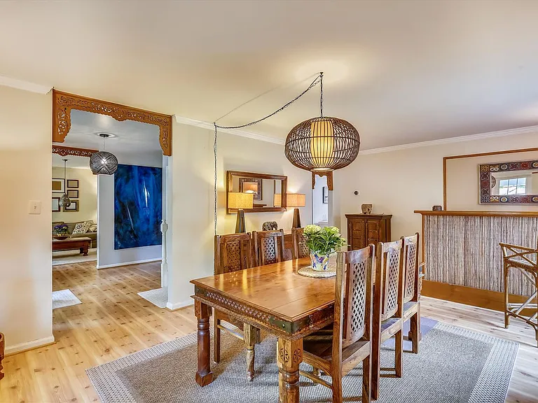 1755 Glastonberry Rd — Photo 47