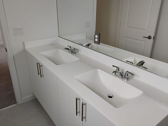 5th image of 3032 Green Palm Ct #3032