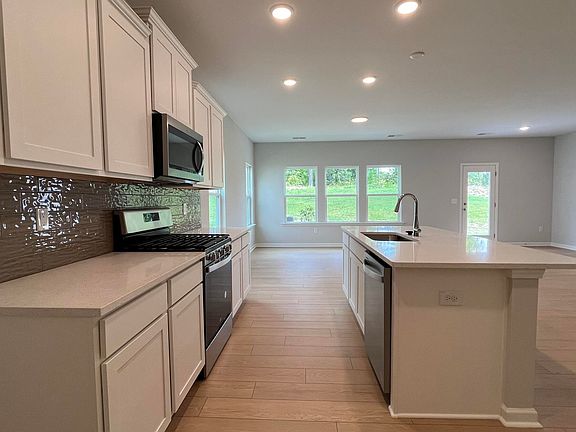 4th image of 4117 Bryson Dr #102
